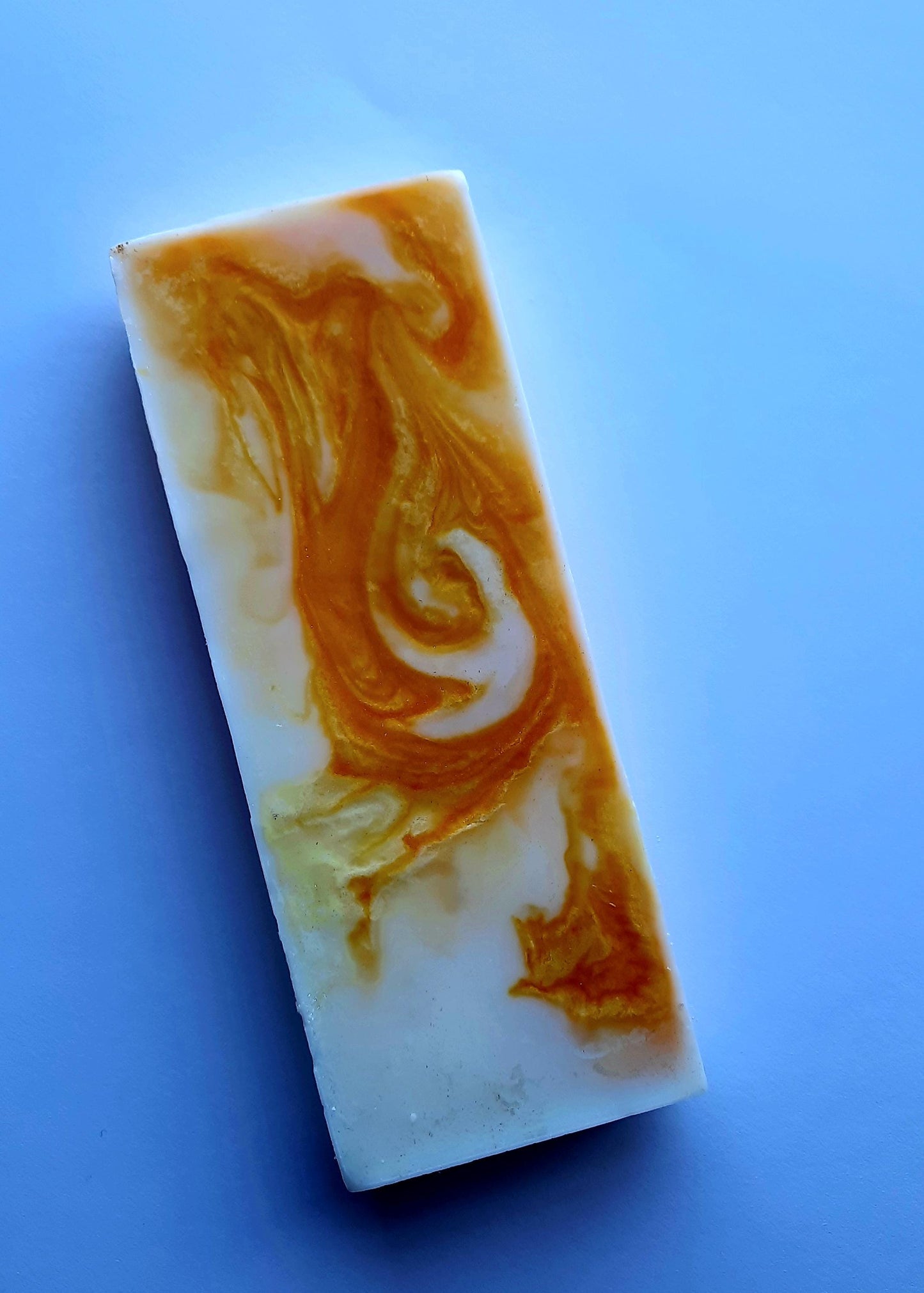 External Dusk golden hour wax melt snap bar