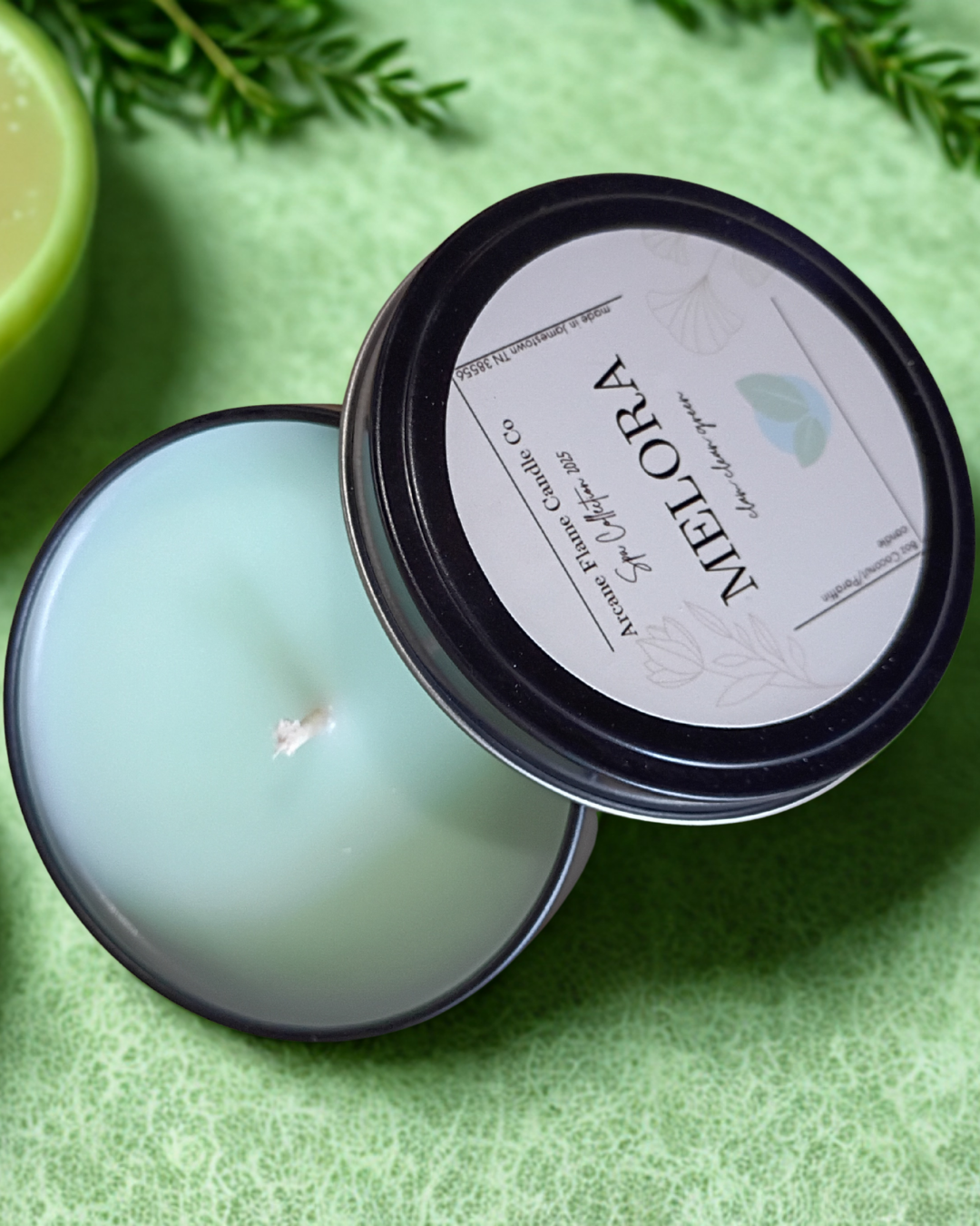 Melora | Spa Candle with Cucumber, Honeydew & Aloe